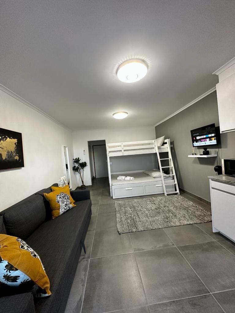 אלבופיירה Excellent Oura Apartments מראה חיצוני תמונה